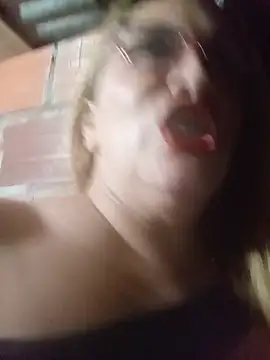 MOTHER_AND_SON09 Show in webcam