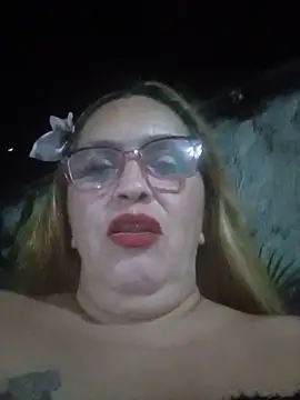 MOTHER_AND_SON09 Show in webcam