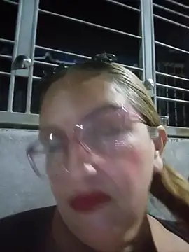Show de MOTHER_AND_SON09 na webcam