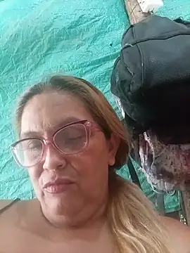 MOTHER_AND_SON09 webcam show