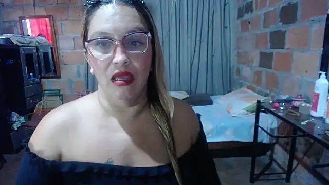 MOTHER_AND_SON09's Webcam Show