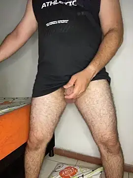 maximo_torreychelli Show in webcam