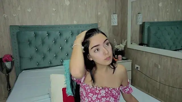 Marcelaa_fox Adlı Modelin Canlı XXX Sohbeti