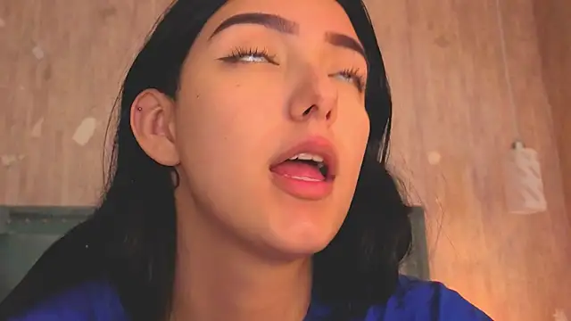 Marcelaa_fox 现场XXX聊天