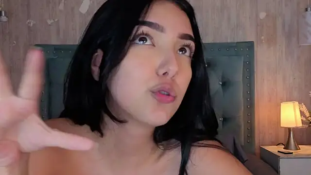 Marcelaa_fox Adlı Modelin Canlı XXX Sohbeti