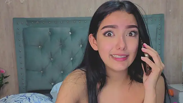 Marcelaa_foxのライブXXXチャット