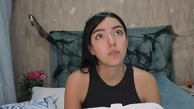 צ'אט XXX בשידור חי של Marcelaa_fox
