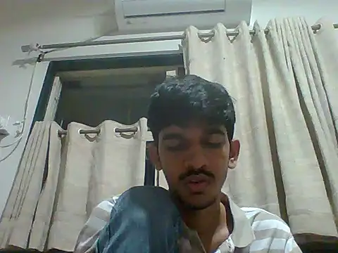 deeyx12 Show Webcam