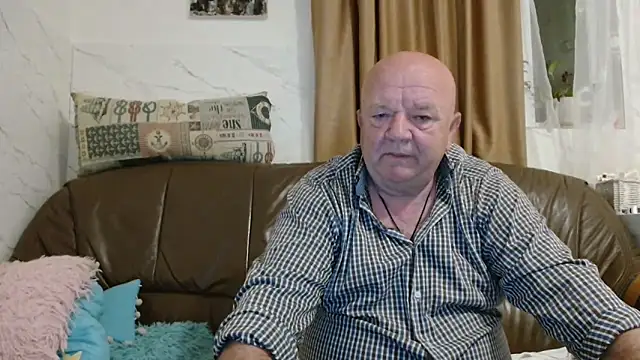 fullballs6 Webcam show
