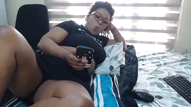 Foxybrownxx1 Chat XXX live