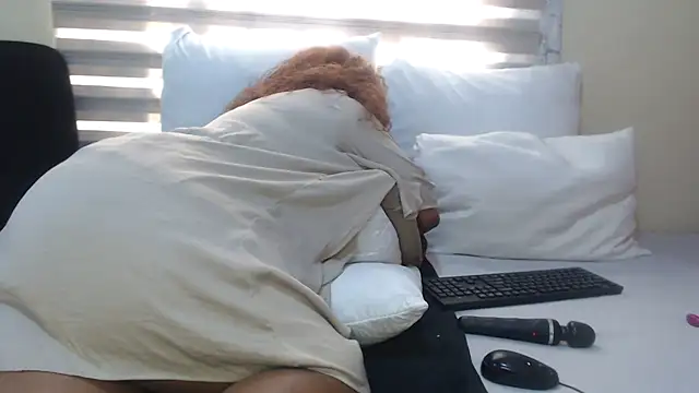 Foxybrownxx1 现场XXX聊天