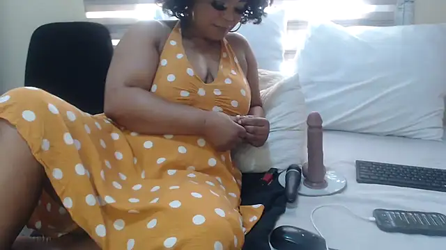 Chat +18 de Foxybrownxx1 ao vivo