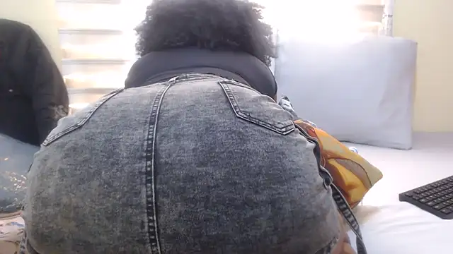 Chat +18 de Foxybrownxx1 ao vivo