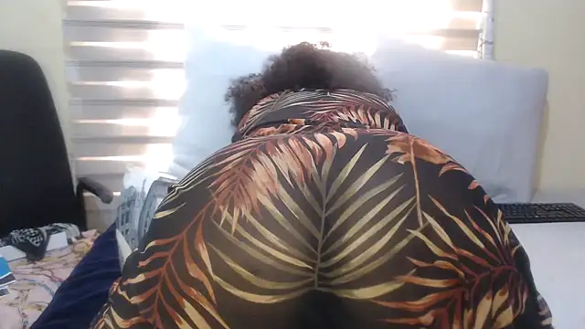 Foxybrownxx1's Live XXX Chat