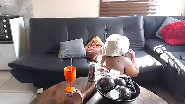 Foxybrownxx1 Chat XXX live