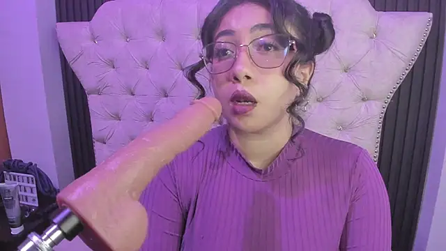 Czat XXX na żywo – Sexy_cristall_