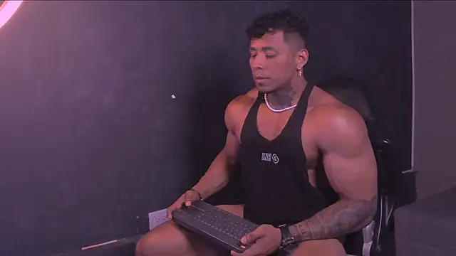 bradley_smithのウェブカメラショー