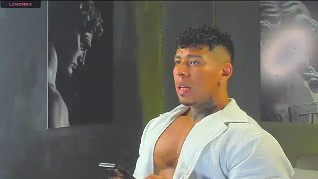 bradley_smith's Webcam Show