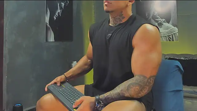 عرض كام bradley_smith