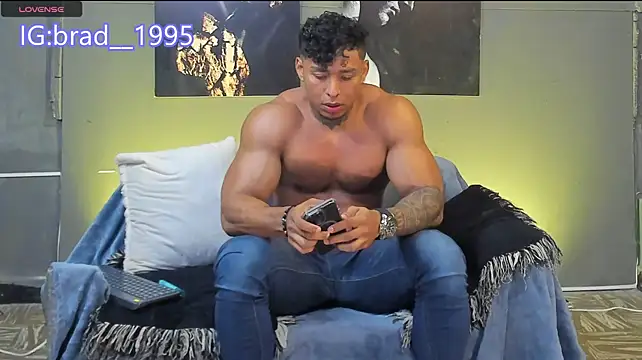 عرض كام bradley_smith
