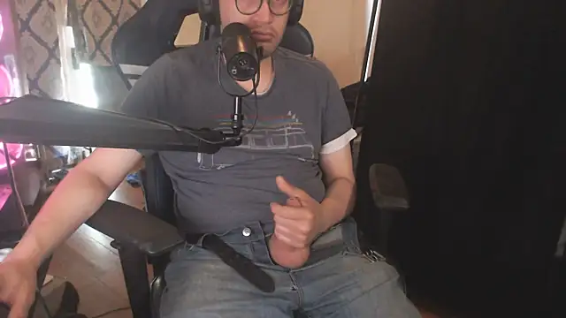 chicostick413's Webcam Show