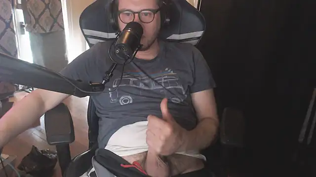 chicostick413 – webcam-show