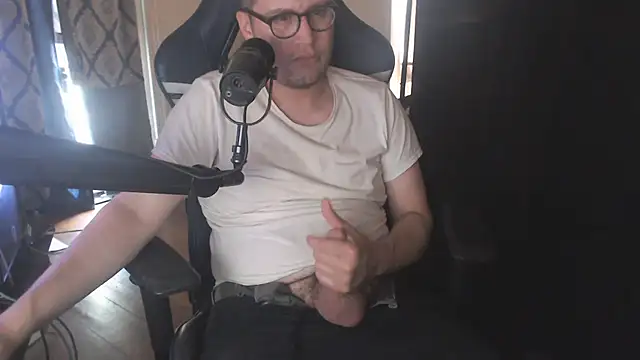 chicostick413 – webcam-show