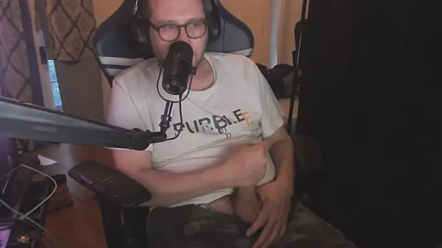 chicostick413's Webcam Show