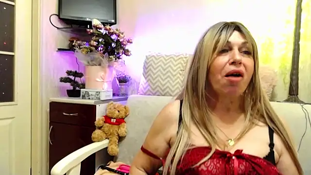 SusieNoreen's Live XXX Chat