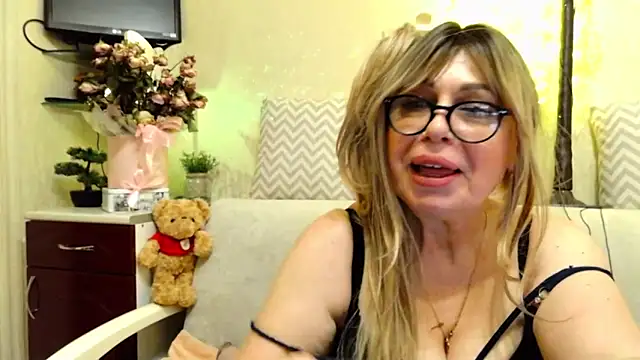 SusieNoreen Chat XXX in diretta