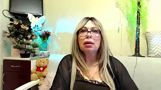 SusieNoreen Live XXX-Chat
