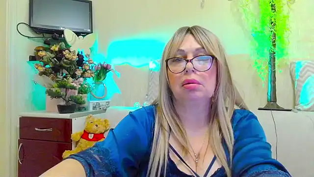 SusieNoreen Live XXX Chat