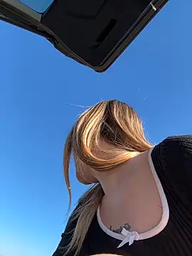 justmilaa's Webcam Show