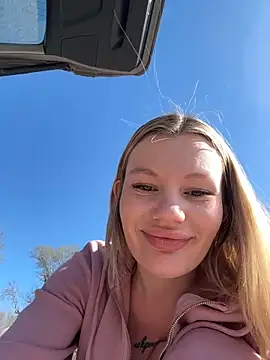 justmilaa's Webcam Show