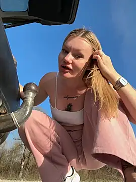 Webkamerová show justmilaa