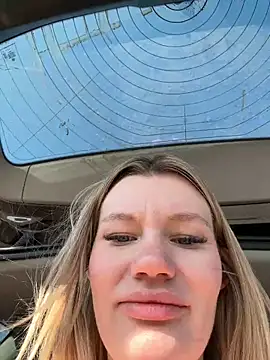 justmilaa's Webcam Show