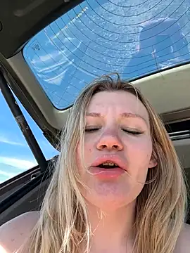 justmilaa's Webcam Show