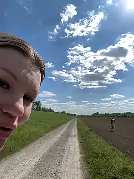 justmilaa ওয়েবক্যাম শো