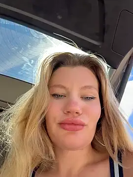 justmilaa's Webcam Show