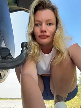 justmilaa's Webcam Show