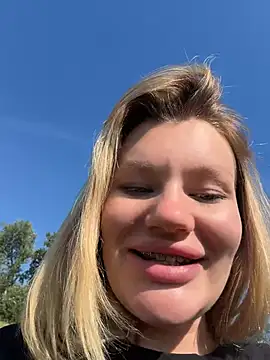 justmilaa's Webcam Show