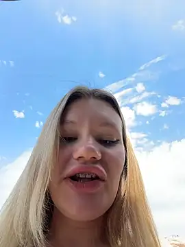 Webkamerová show justmilaa