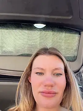 justmilaa's Webcam Show