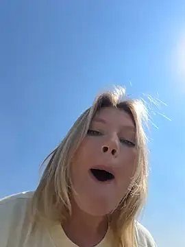 justmilaa Webcam Show