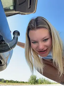 Živá chatovací místnost justmilaa