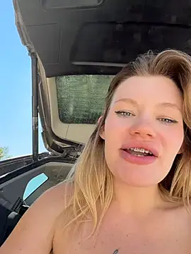 Show modela justmilaa na web-kameri