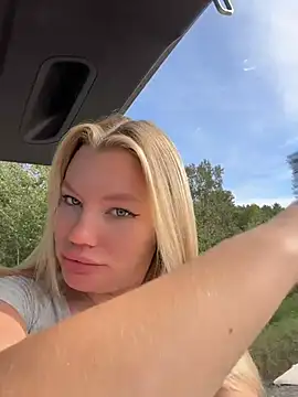 justmilaa's Webcam Show