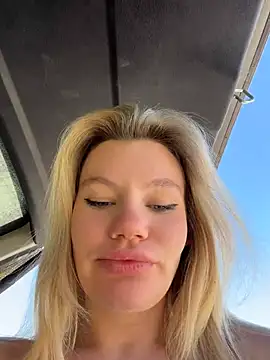 Webkamerová show justmilaa