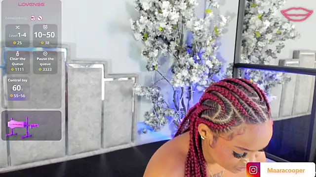 Show modela Maaracooper na web-kameri