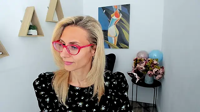 Chat +18 de MuseOfStage ao vivo